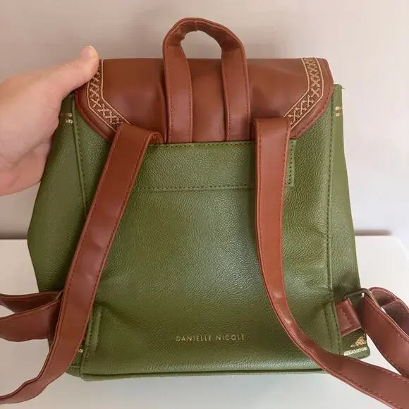 ❌SOLD❌ Danielle Nicole Legend of Zelda Nintendo Mini Backpack Green and Brown - Picture 2 of 9